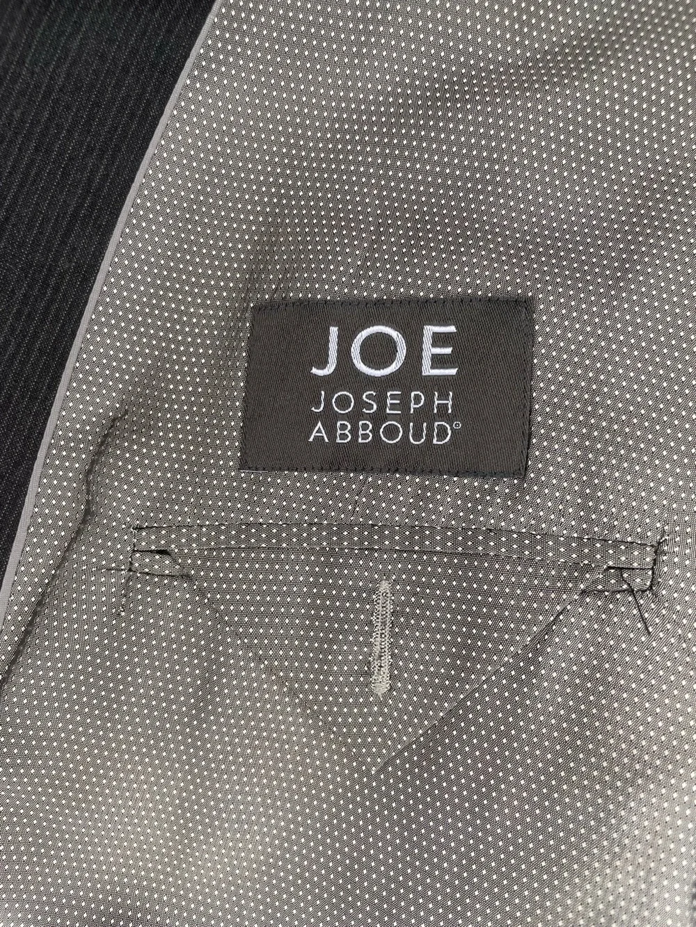 Joseph Abboud refined black